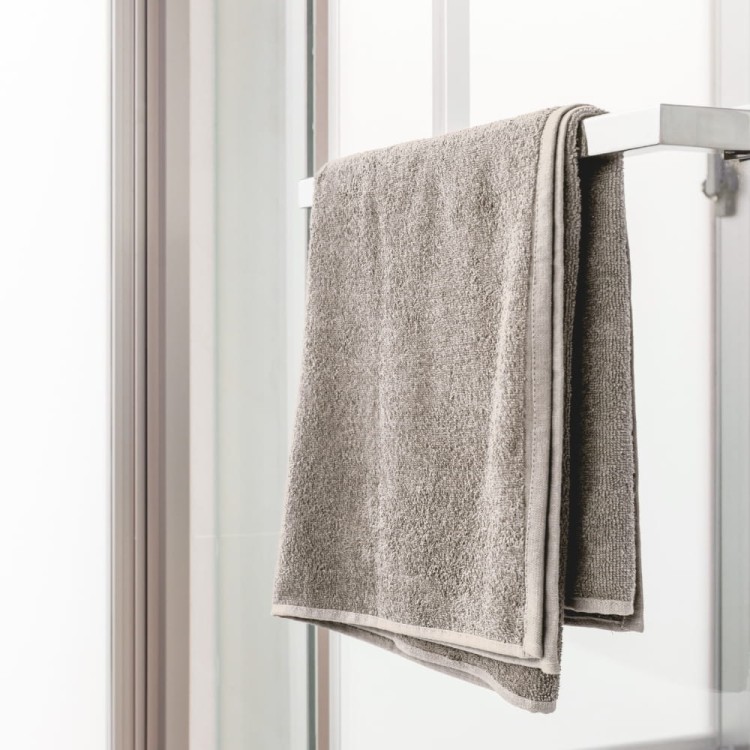 15a14e6b47208241e323c02e548e